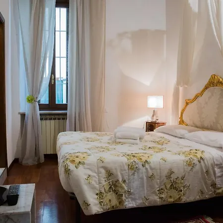 Principe Amedeo Apartment *